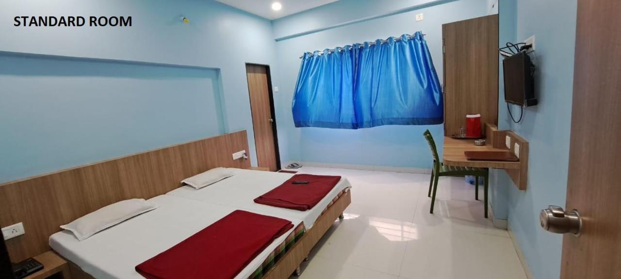 Hotel Aaditya Palace Bhusawal Exterior photo